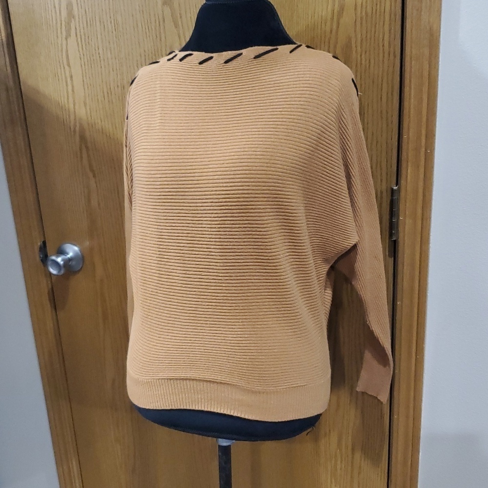Magaschoni Caramel tan lace detail ribbed sweater